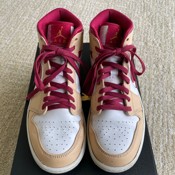 Nike Air Jordan 1 Mid Light Curry Cardinal size 9.5 554724-201 OG I Retro GC - Picture 4 of 16